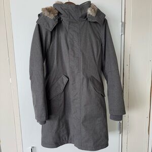 EUC Aritzia Babaton Oskar Parka - Heathered Grey - Size Medium